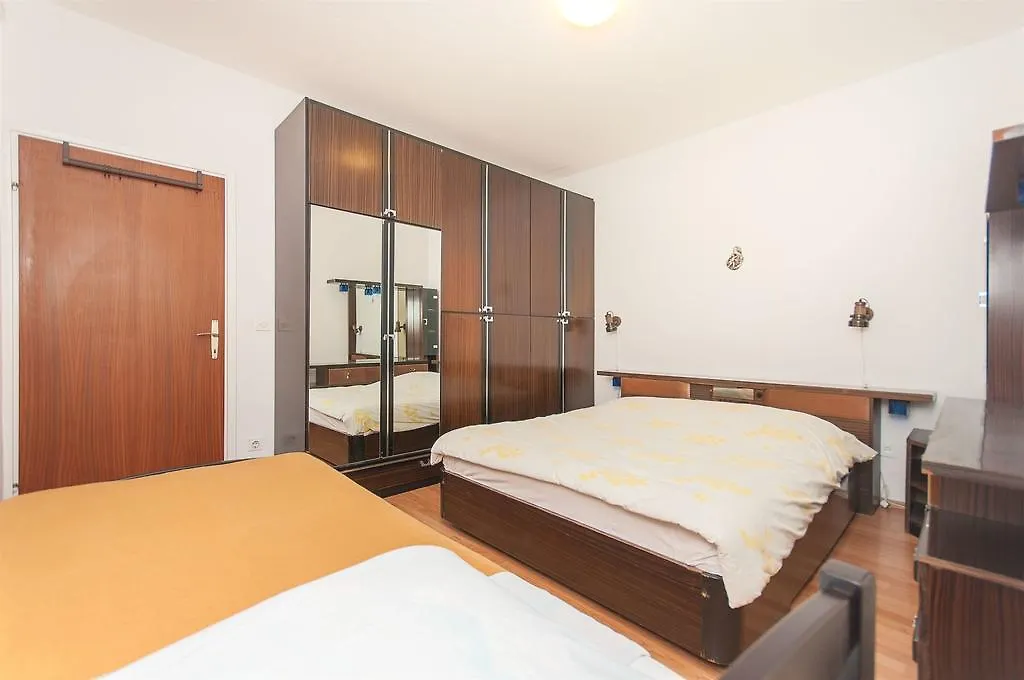 Apartments Natasa تروغير كرواتيا
